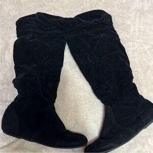 Black Velour Below the-Knee Women's Boots -